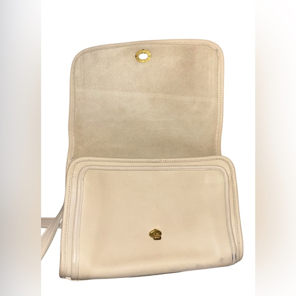 Vintage Coach Ridgefield Flap Bag 9812 - Picture 2 of 9